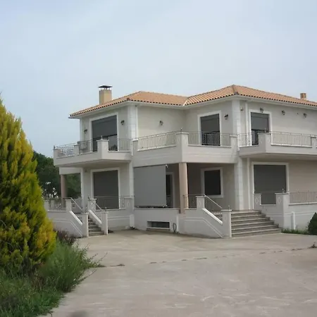 Kyparrisia, Pelloponese With Mountain And Sea Views Hébergement de vacances Glikorrizi